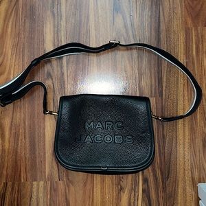 Marc Jacobs black crossbody saddle bag